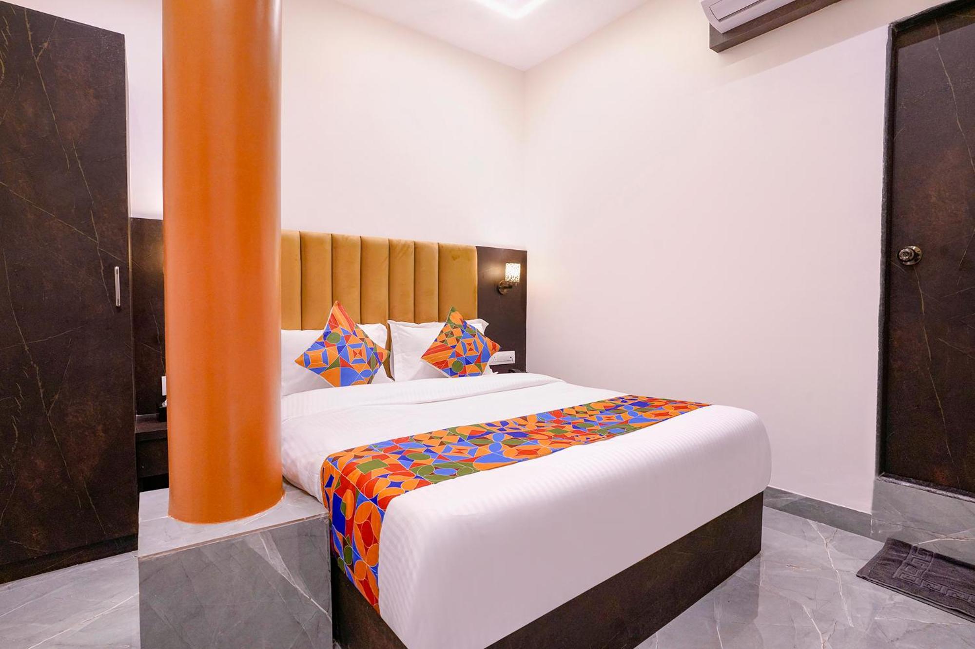 Fabhotel Gateway Мумбай Екстериор снимка